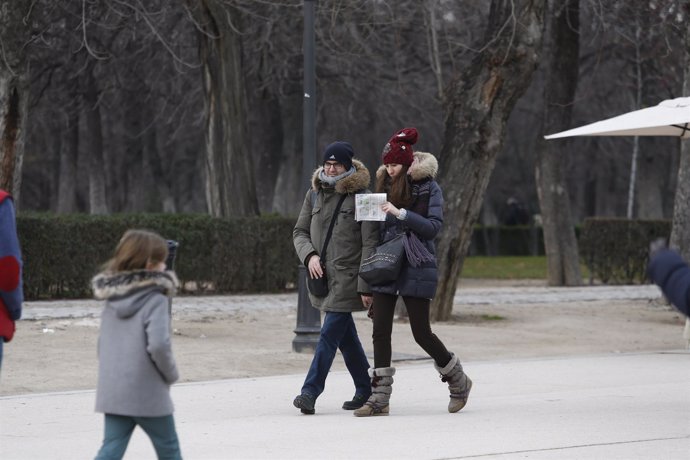 Invierno, invernal, frío, temperaturas bajas, abrigo, abrigarse, pareja, parejas