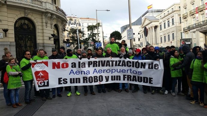 Concentración de trabajadores de Aena