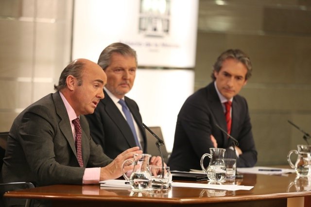 Luis de Guindos, Íñigo Méndez de Vigo e Íñigo de la Serna