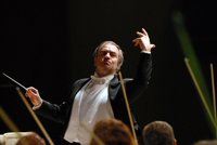 Gergiev y la Orquesta del Mariinsky abren gira española en el Palau de  Valencia