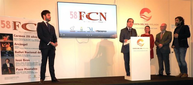 El presidente de la Fundación Miguel Briones en la presentación.