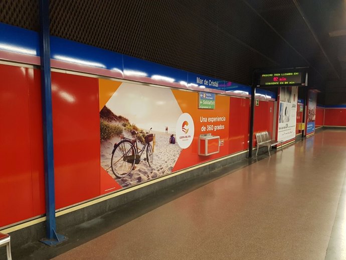 TURISMO cOSTA DEL sol paneles campaña promocioón metro madrid atocha