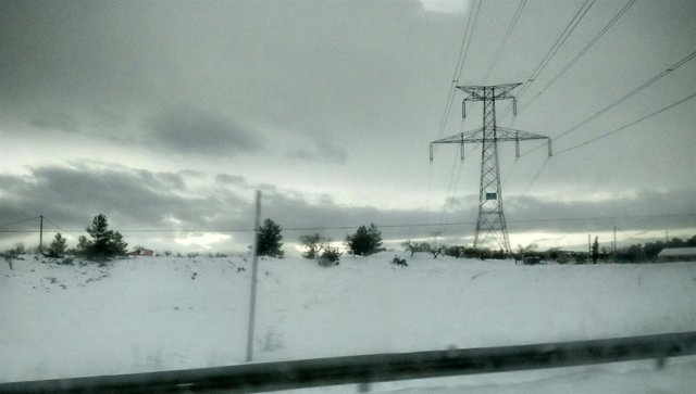 Una torre de alta tensión
