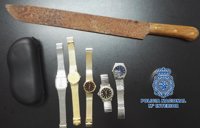 Detenido por robar en un coche de Gran Canaria y amenazar al dueño que le pilló