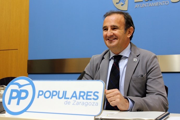 El concejal del PP en el Ayuntamiento de Zaragoza, Ángel Lorén 