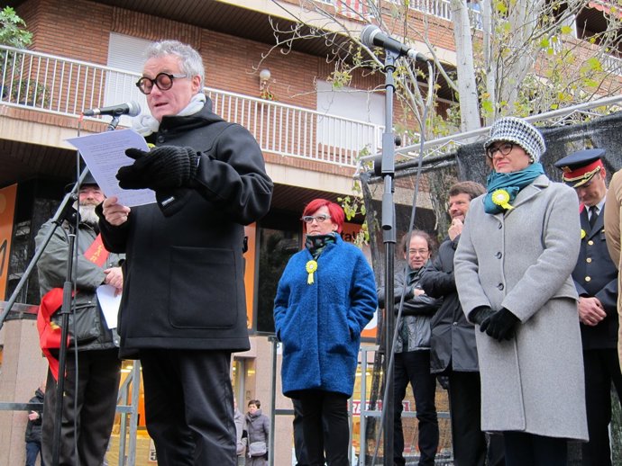 Christian Escribà da el pregón en la cabalgata de los Tres Tombs en Sant Antoni