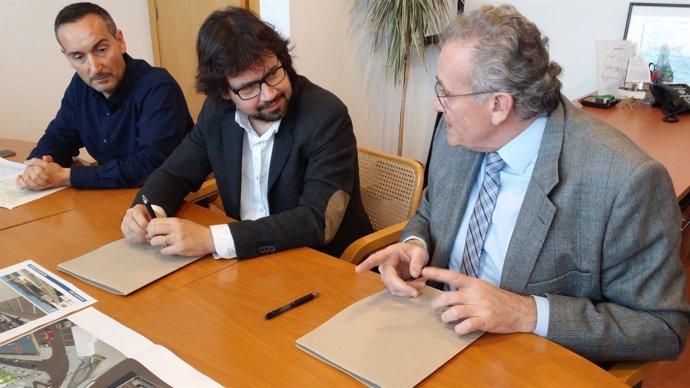 El presidente de Ports de Catalunya y el presidente del Club Náutico de Llançà