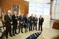 Homenaje a Albor en el Parlamento gallego en el 35 aniversario de su toma de posesión