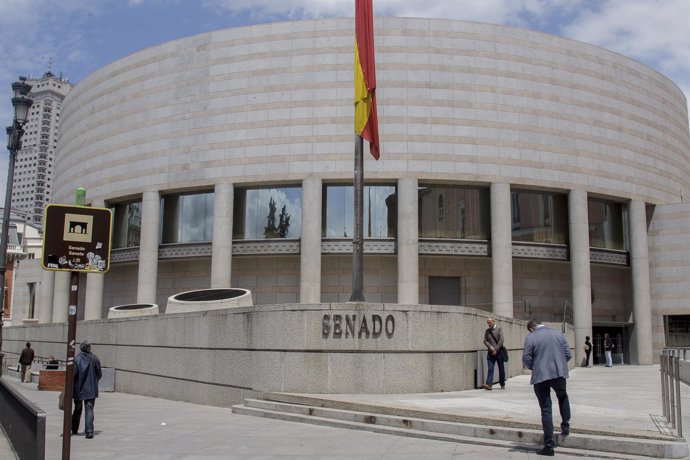 Fachada del Senado de España