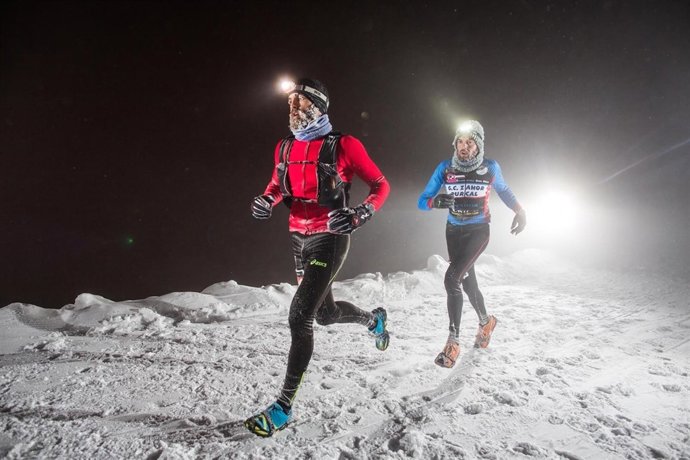 Javier Terrón gana el tercer snow running en Sierra Nevada