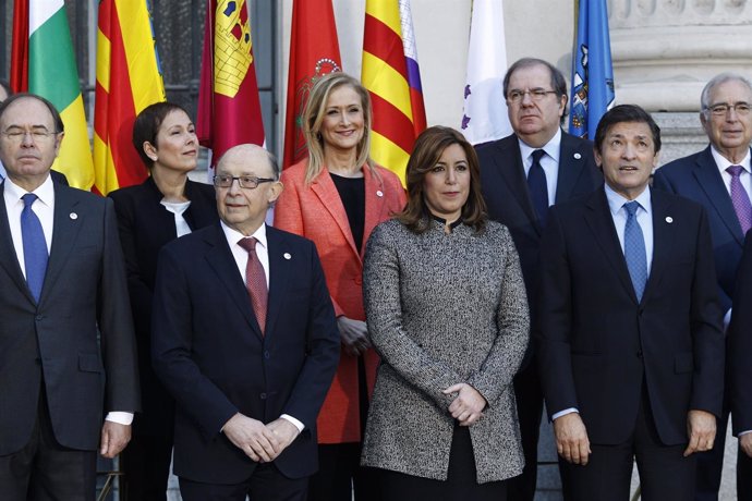 Montoro y Susana Díaz en la Conferencia de Presidentes en el Senado