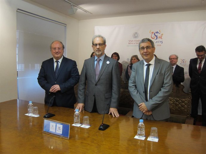 Enrique Cabero, Hernández Ruipérez y José Ángel Domínguez, de izda a dcha