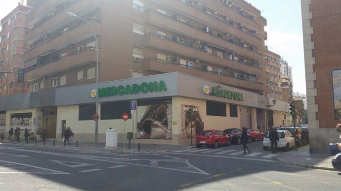Supermercado de Mercadona en Triana (Sevilla).