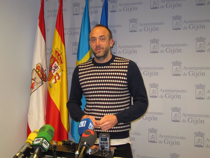    El Concejal De Xixón Sí Puede (XSP) En El Ayuntamiento De Gijón David Alonso.