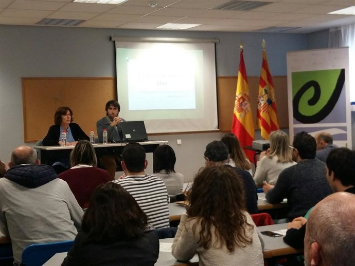 Broto se reúne con responsables de las Escuelas de Tiempo Libre