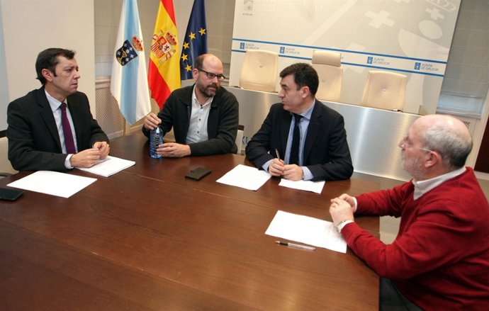 Reunión de Martiño Noriega y el conselleiro de Educación