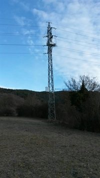 Endesa invierte 40.000 euros para renovar dos seccionadores aéreos en Ripoll (Girona)