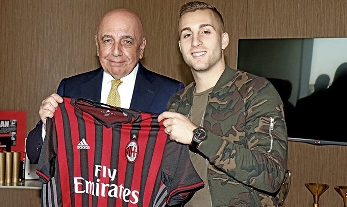 Deulofeu llega cedido al Everton
