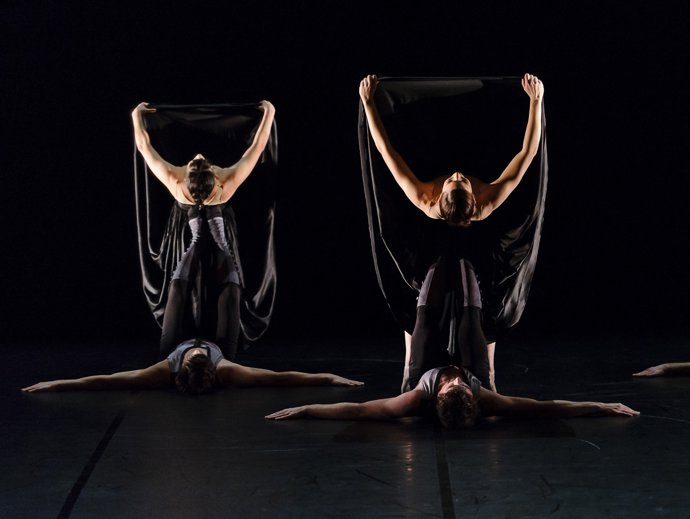 Coreografía 'Un ballo' de IT Dansa