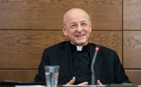 El Papa designa a monseñor Fernando Ocáriz nuevo prelado del Opus Dei