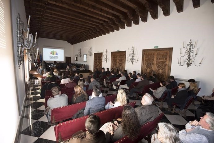 Reunión con alcaldes de Centros de Interpretación de Cáceres