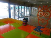 El aeropuerto Seve Ballesteros estrena zona de juegos y aseos