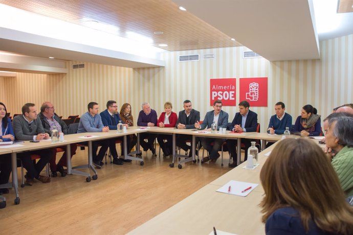 Reunión de los representantes socialistas de Almería y Granada en Almería.