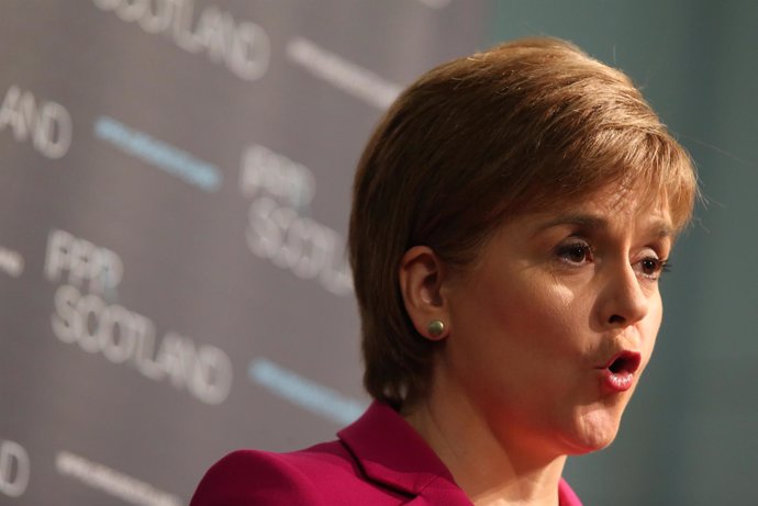  Nicola Sturgeon