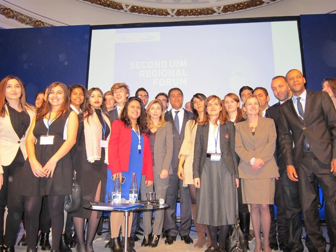 Foto de familia del cierre del II Foro Regional de la UpM