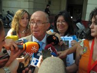 El abuelo de Marta del Castillo, esperanzado en una posible nueva búsqueda en el Guadalquivir