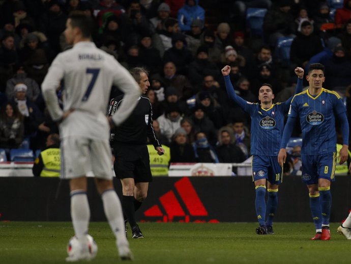 Aspas celebra el 0-1 en el Bernabéu