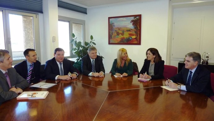 Reunión de CECAP y el Gobierno vasco