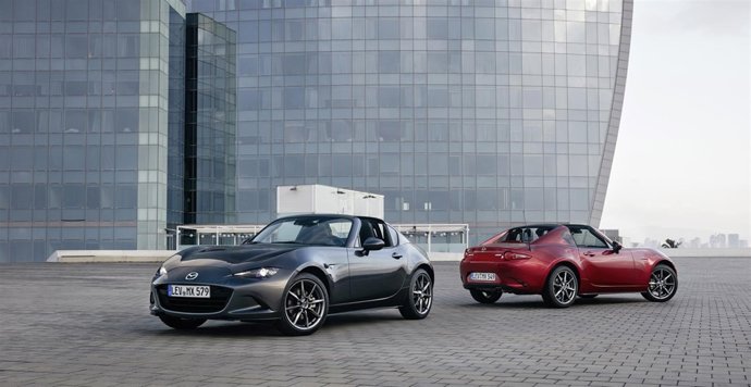 Mazda MX-5 RF 