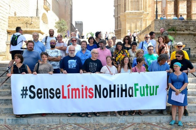 Manifiesto 'Sense Límits No Hi Ha futur!'