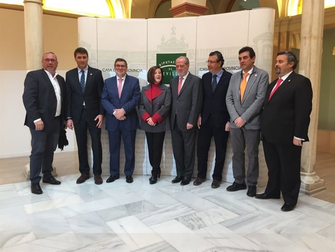 Sánchez Rubio, Villalobos y cinco alcaldes reconocidos en servicios sociales