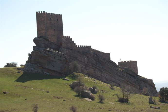 Castillo de Zafra, Campillo de Dueñas, Guadalajara, Juego deTronos