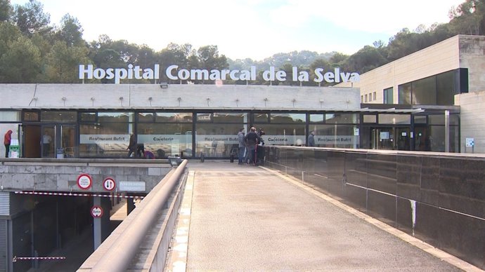 Muere niña tras horas de espera a una ambulancia en Blanes