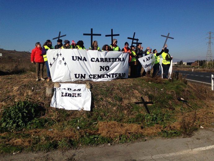 Concentración de Podemos La Rioja en el Sequero