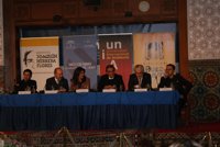 Monedero y Baltasar Garzón exponen cómo el neoliberalismo "desgasta" la democracia