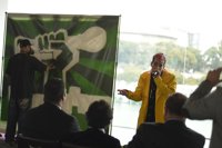 Sevilla.- Se presenta en Abades Triana la campaña 'Reciclando versos', de Ecovidrio