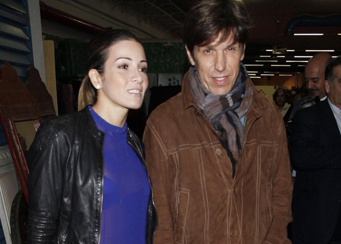 Manuel Benítez y su mujer confiesan cómo es su vida en Elle/  Europa Press