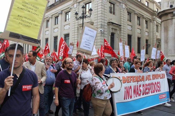 Protesta de los empleados de los comedores escolares.