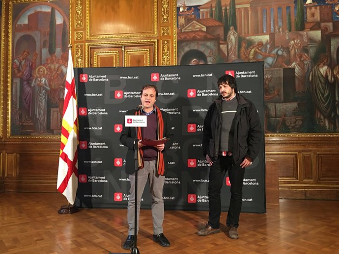 El teniente alcalde Jaume Asens y Victor Tabo