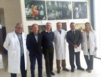 El Hospital de Puente Genil (Córdoba) acoge en su vestíbulo la exposición 'Arte y Medicina'