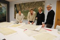 Mequinenza recibe 15 pergaminos de los siglos XIV, XV y XVI para su Archivo Municipal