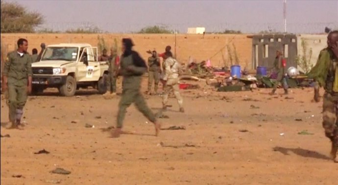 Atentado suicida en una base militar de Gao (Malí)