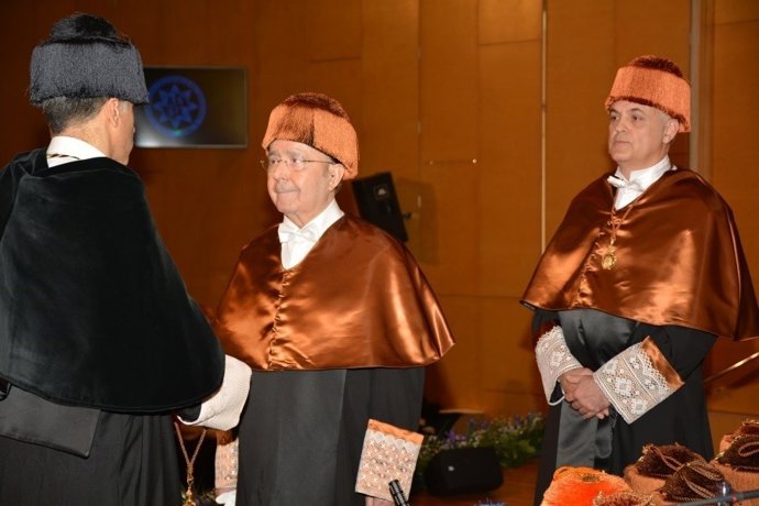 Acto Santo Tomás: Manuel Torres, Nuevo Honoris Causa, Apuesta Por La Colaboració