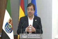 Vara cree que el muro de Trump se debe a su "temor" a que alguien lo pueda hacer "mejor"