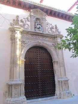 Portada sur de la Iglesia imperial de San Matías de Granada