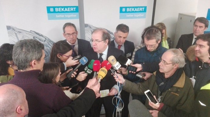 Herrera en su visita a Bekart Burgos (UBISA)